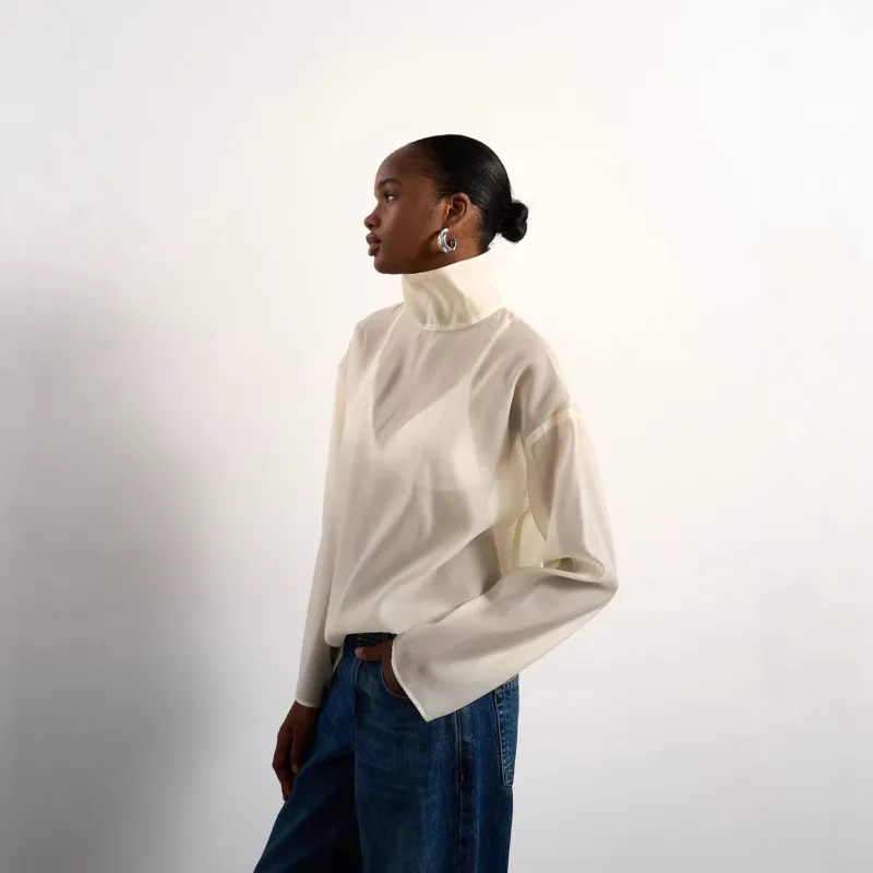 Damen Elegante Bluse aus transparentem Stoff mit stehendem Kragen – Élovi