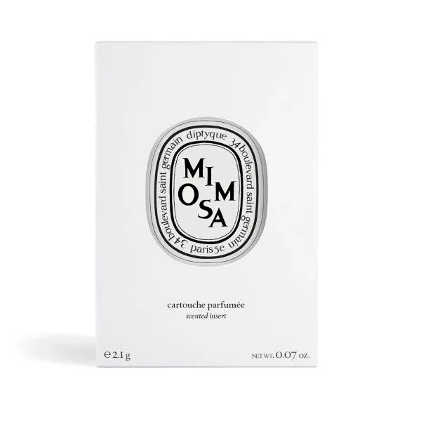 Diptyque - Mimosa / Mimose Capsule Parfümeinsatz in schlichter weißer Verpackung mit elegantem Etikettendesign